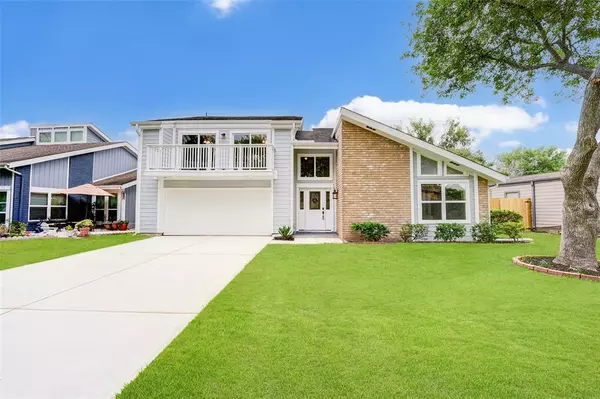 12814 Tennis DR, Houston, TX 77099