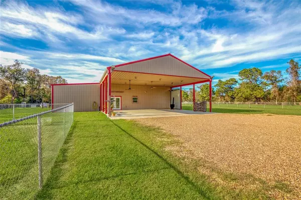 Hardin, TX 77575,1275 County Road 2092