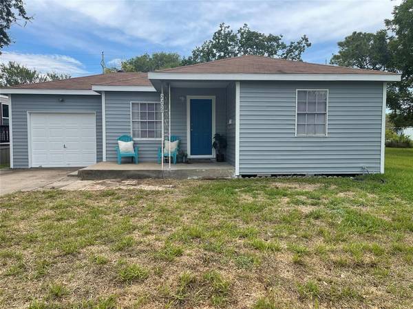 2206 1st AVE S, Texas City, TX 77590