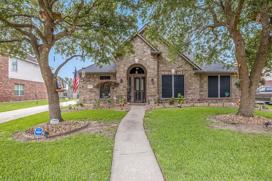 2526 Attwater WAY, League City, TX 77573