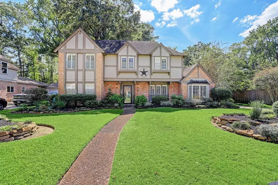 3422 Tree LN, Kingwood, TX 77339