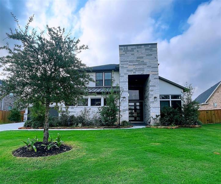 321 Waters Landing LN, Katy, TX 77493