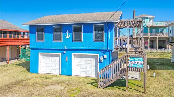 218 Driftwood CT, Surfside Beach, TX 77541