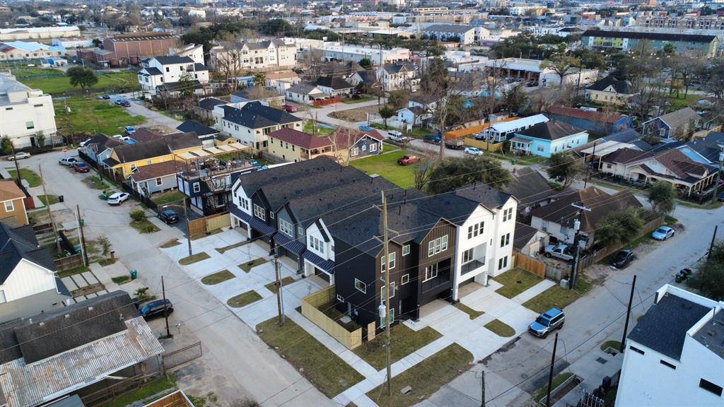 Houston, TX 77003,2708 Fox ST
