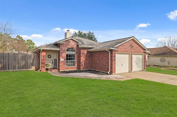 10718 Twin Circles DR, Montgomery, TX 77356