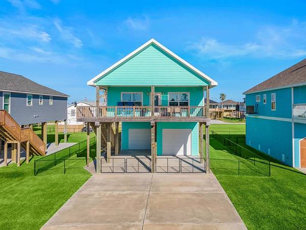 4211 Navarro DR, Galveston, TX 77554