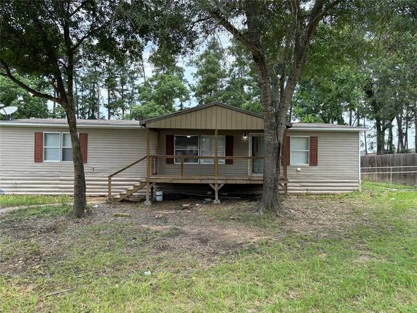 126 Sarah LN, Magnolia, TX 77355