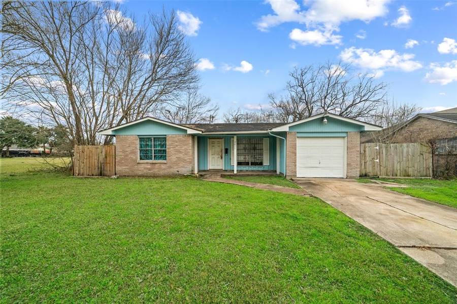 2811 Knotty Oaks TRL, Houston, TX 77045