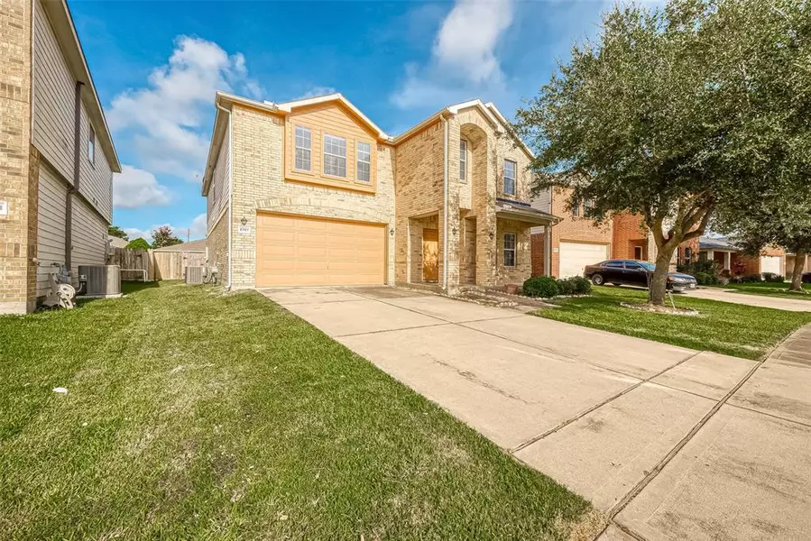 2707 Roaring Oaks LN, Katy, TX 77449