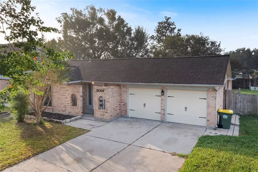 5014 Groveton LN, Pearland, TX 77584