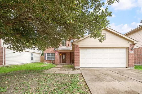 15919 Crooked Arrow DR, Sugar Land, TX 77498