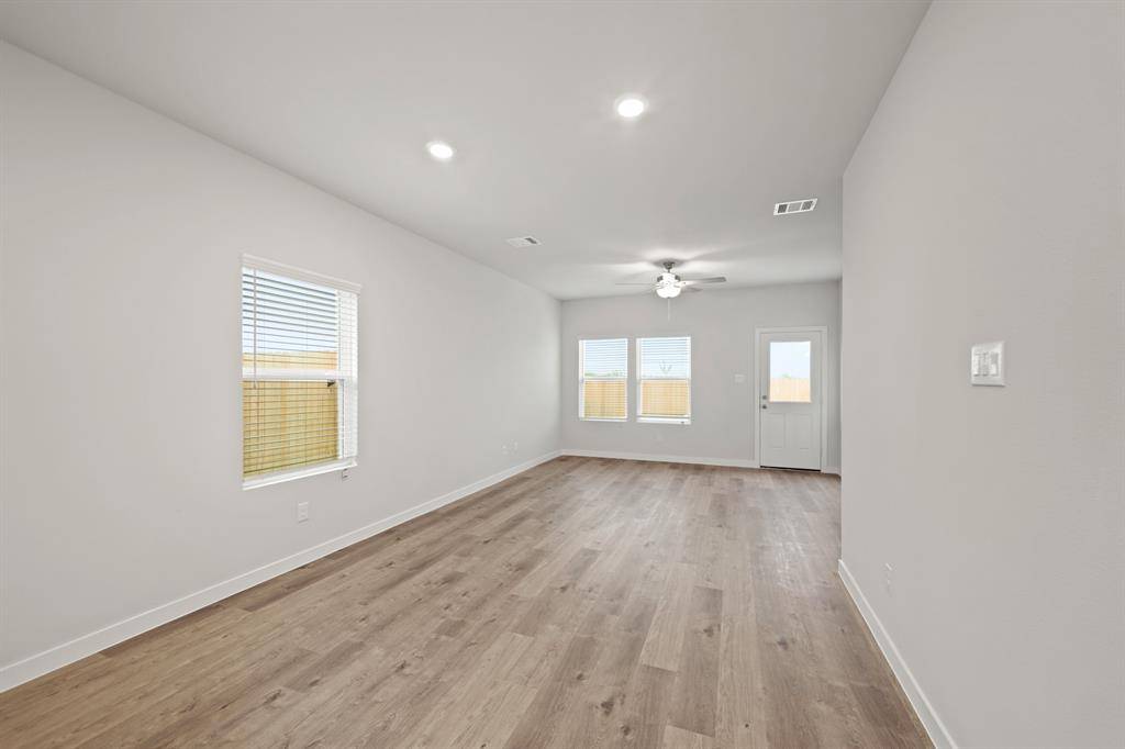 Navasota, TX 77868,2009 Spyglass DR