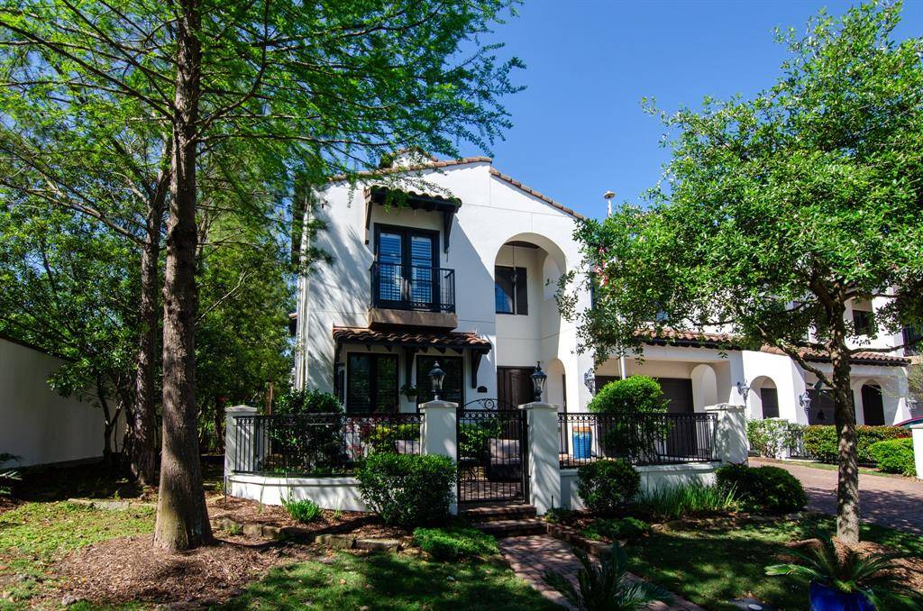3 Grand Vista PL, The Woodlands, TX 77380
