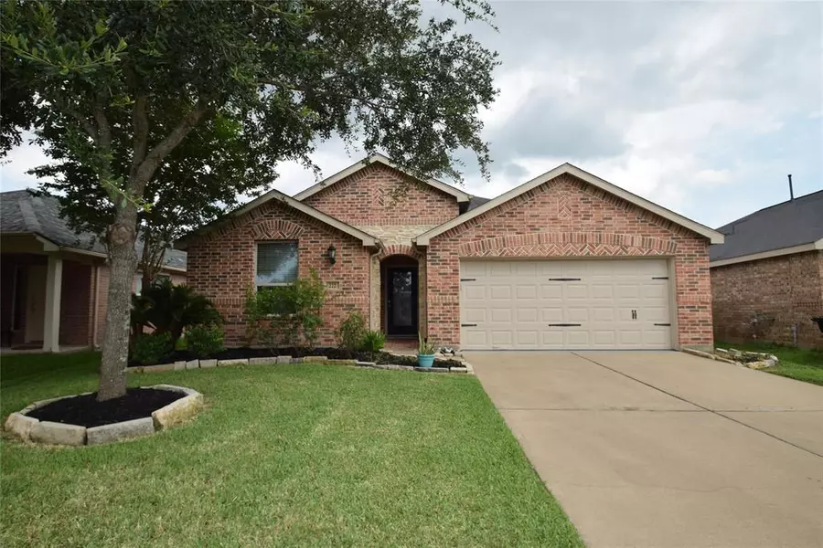 222 Golden Grain DR, Rosenberg, TX 77469