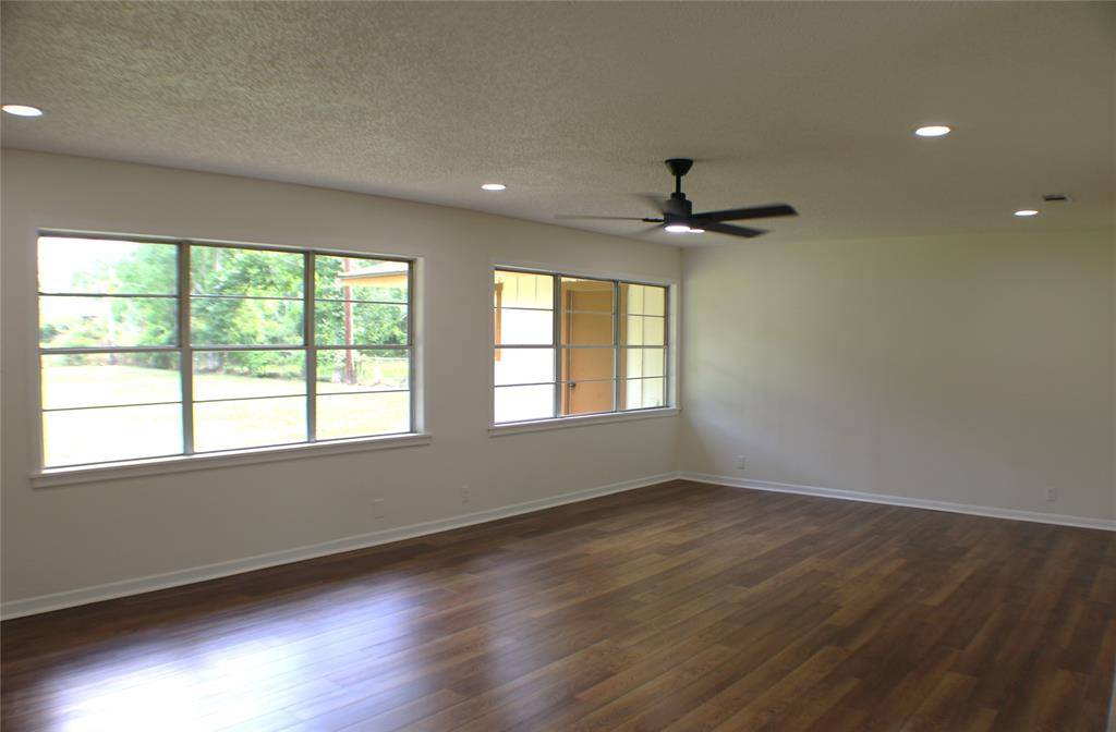 Beaumont, TX 77707,5450 Sunbury DR