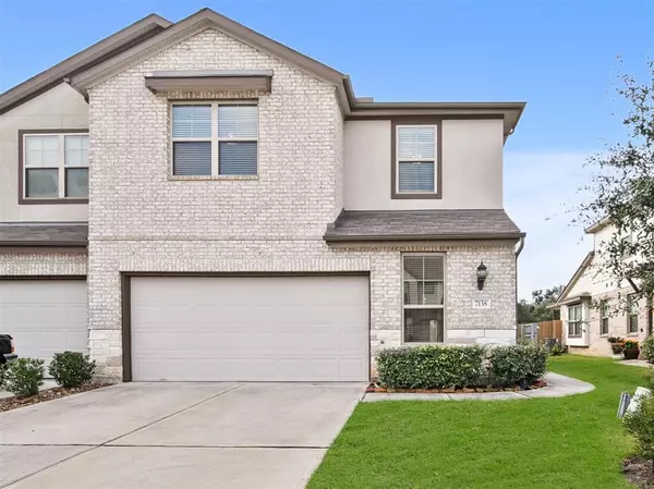 7138 Fannin ST, Pearland, TX 77584