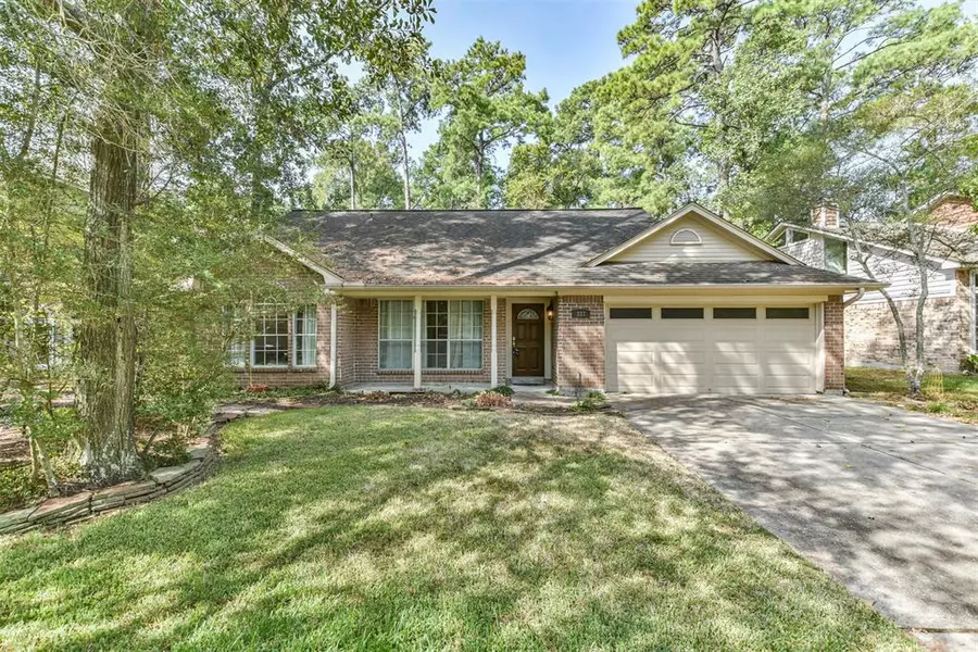 227 S Pathfinders CIR, The Woodlands, TX 77381