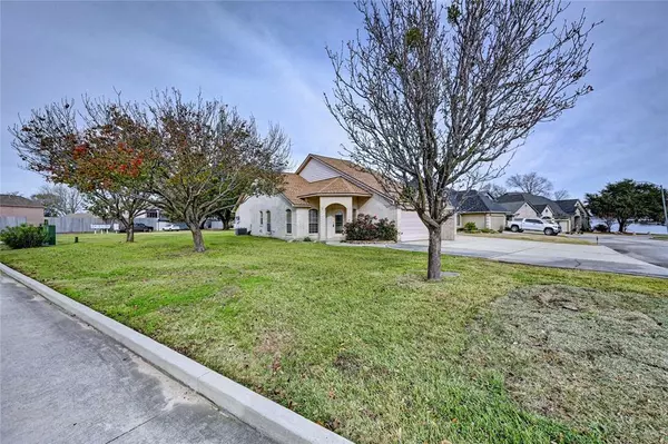 11423 Outrigger DR, Willis, TX 77318