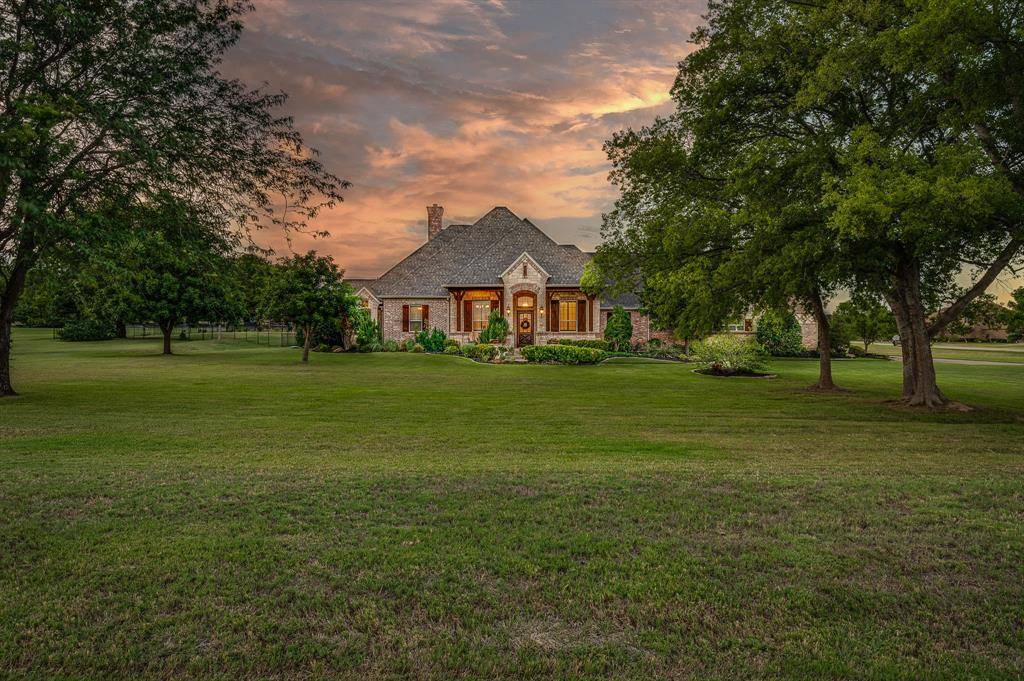 311 E Hickory Ridge CIR,  Argyle,  TX 76226