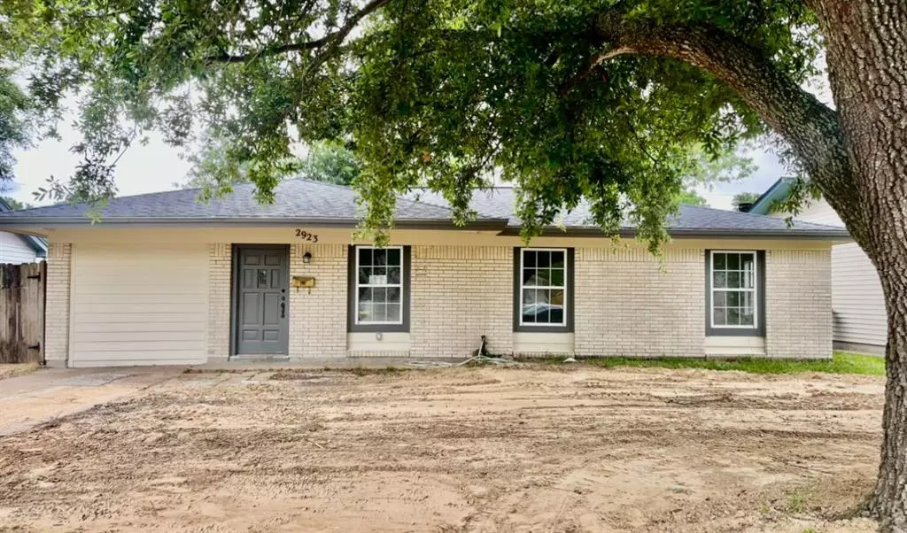 Nederland, TX 77627,2923 Avenue L