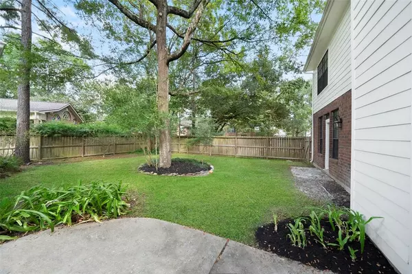 The Woodlands, TX 77381,2 Cherry Blossom PL