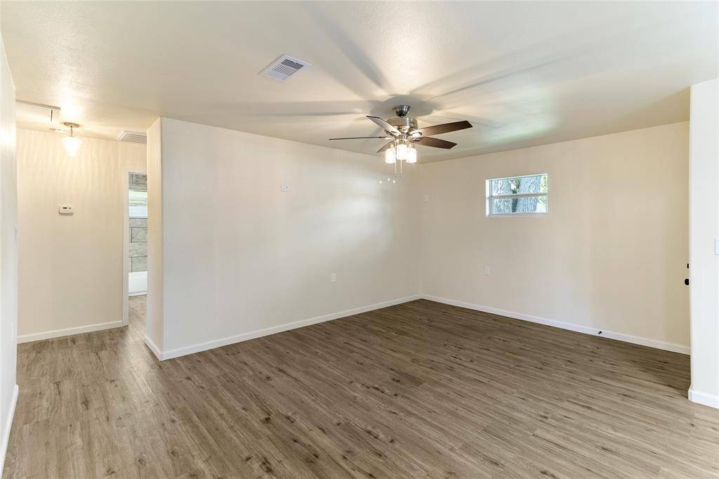Sweeny, TX 77480,401 S Fig ST