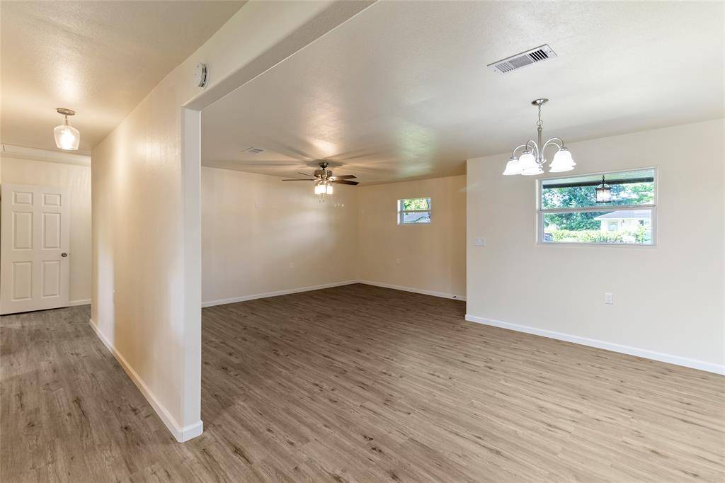 Sweeny, TX 77480,401 S Fig ST