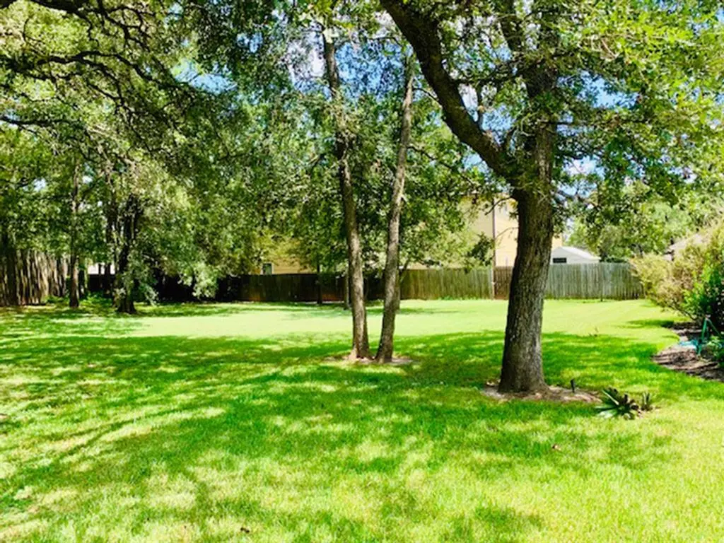 La Grange, TX 78945,103 Park Place