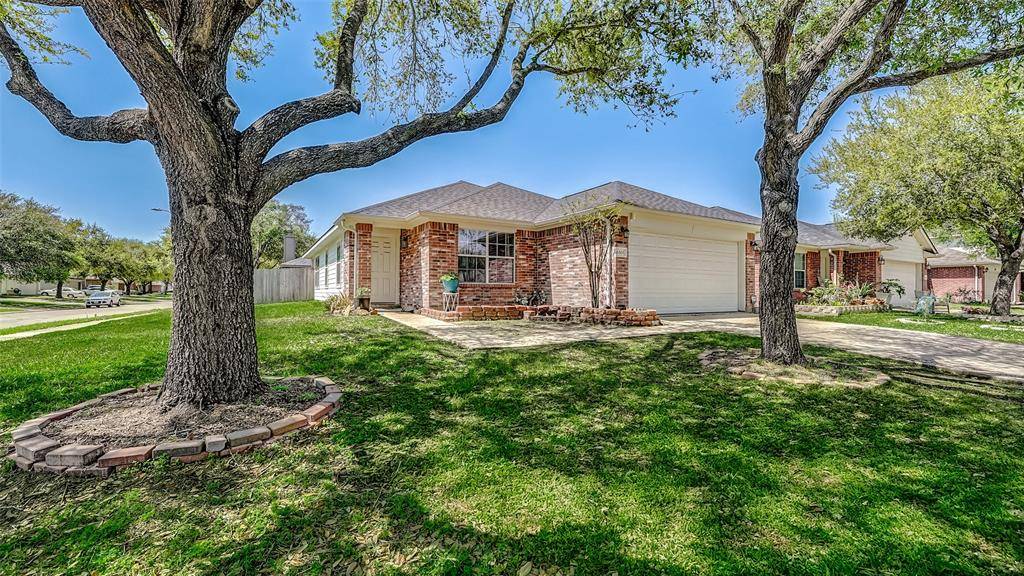 6303 Wellington Meadows DR, Katy, TX 77449
