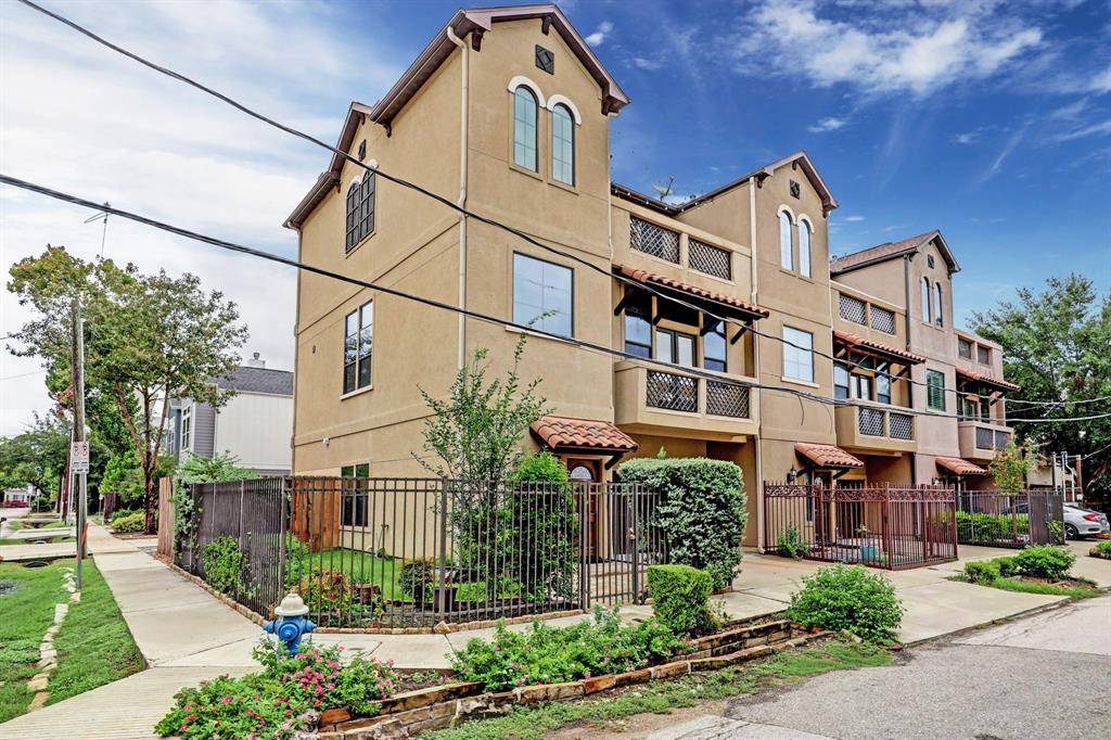 Houston, TX 77007,4118 Blossom ST