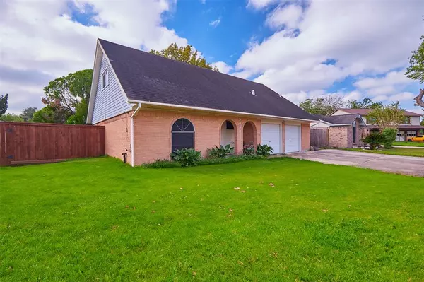 Pearland, TX 77584,5012 Groveton LN