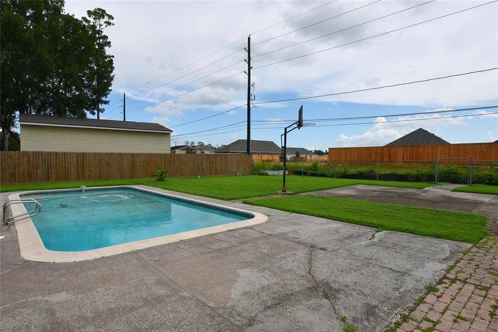 Crosby, TX 77532,1707 Indian Shores RD