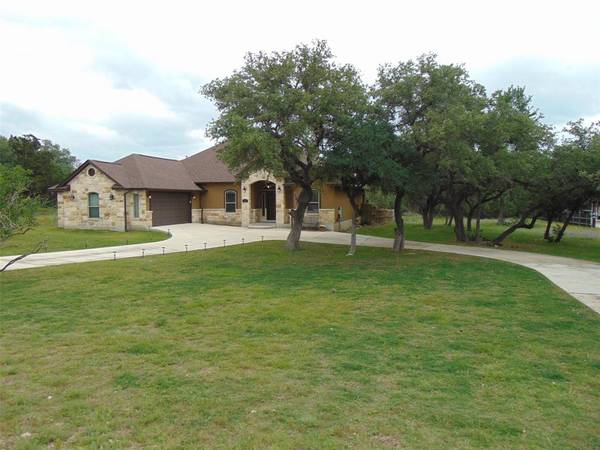 755 Pinnacle Pkwy, New Braunfels, TX 78132