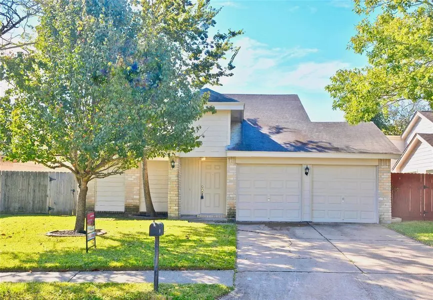 2434 Planters ROW, Sugar Land, TX 77478