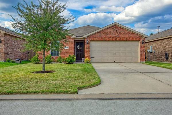 12006 Fairquarter LN, Pinehurst, TX 77362