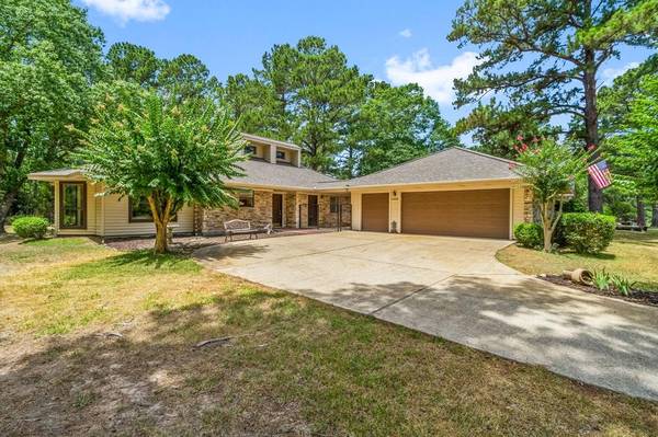 22505 Pebble Beach WAY, Huntsville, TX 77320