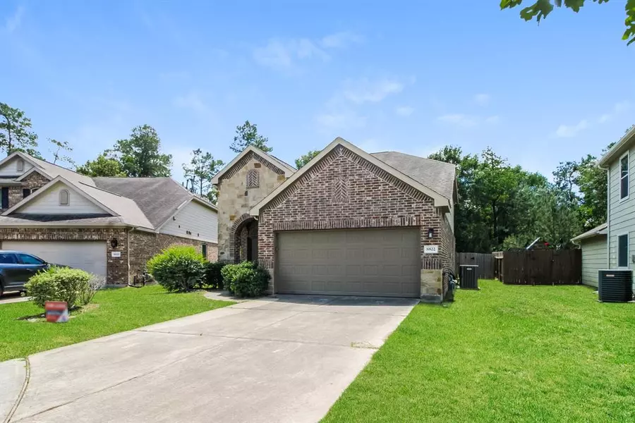 8822 Orchard Ridge LN, Humble, TX 77338