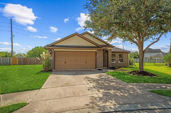 1703 Manchester Crossing DR, Fresno, TX 77545