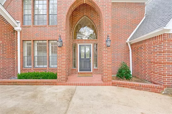 The Woodlands, TX 77381,27 Grey Finch CT