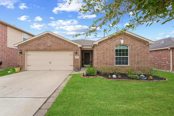 2035 Heath Ridge LN, Rosenberg, TX 77469