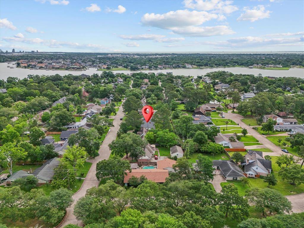 Taylor Lake Village, TX 77586,219 Drift Wood DR
