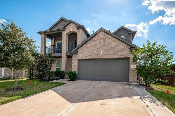 20147 Bushwick Falls Drive, Montgomery, TX 77316