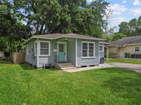 1011 Veronica ST,  La Marque,  TX 77568