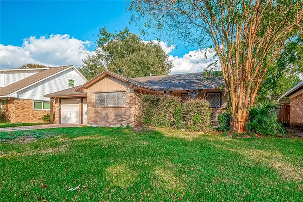 Pasadena, TX 77502,2811 Blueberry LN