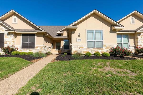 3805 Silverthorne LN, College Station, TX 77845