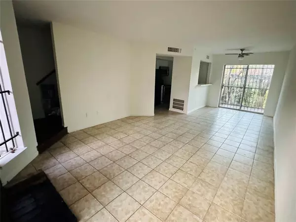 Houston, TX 77060,17210 Imperial Valley DR #61