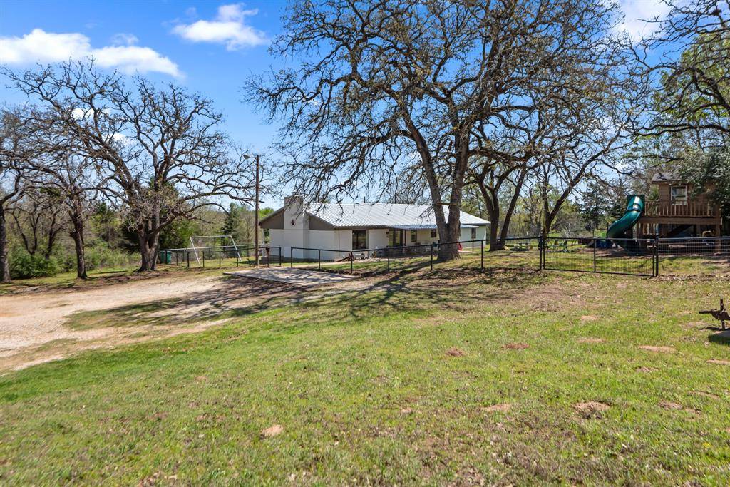 Hearne, TX 77859,10953 W Highway 79