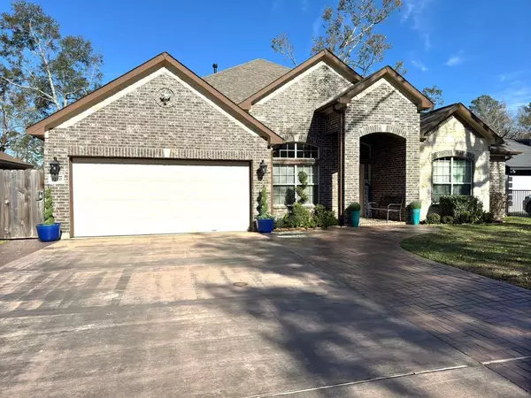 3210 Shore Side DR, Crosby, TX 77532