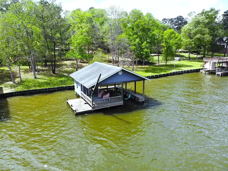 107 Lake Grove DR, Coldspring, TX 77331