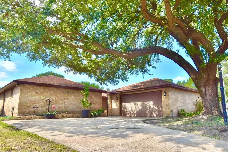 1315 Leadenhall CIR, Channelview, TX 77530